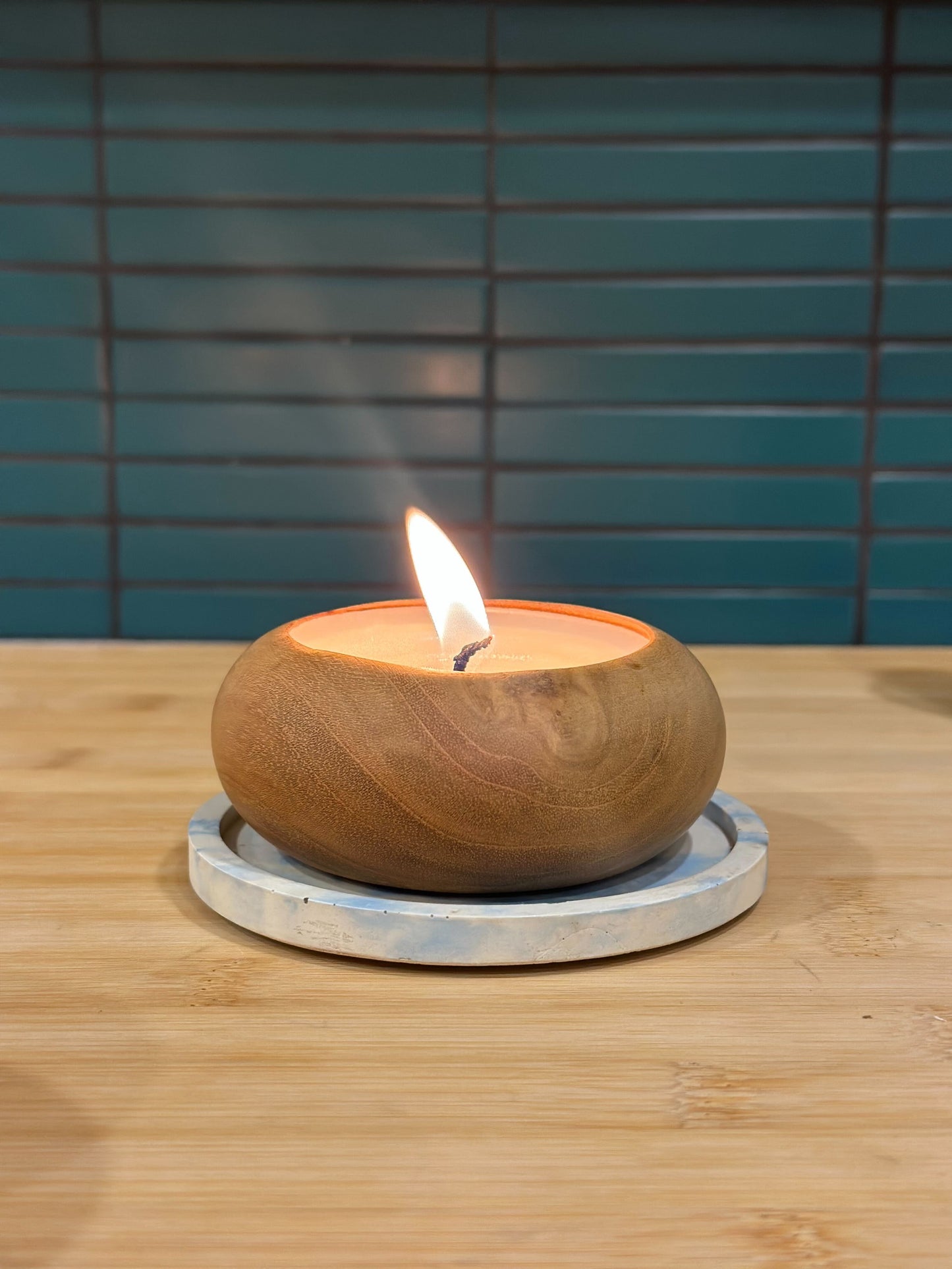 BathBreeze Soy Wax Candle - Lilin Aromaterapi / Scented Candle - Wood 150